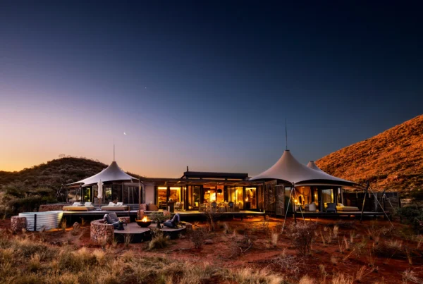 Top 10 Best Luxury African Safari Resorts & Lodges