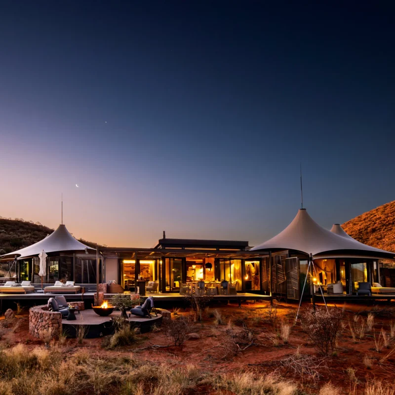 Top 10 Best Luxury African Safari Resorts & Lodges