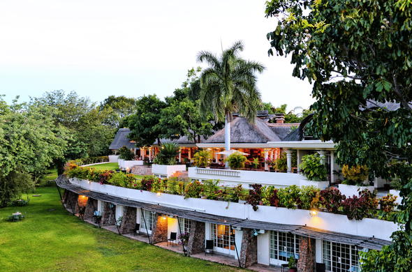 Top 10 Best Safari Lodges & Camps Near Victoria Falls