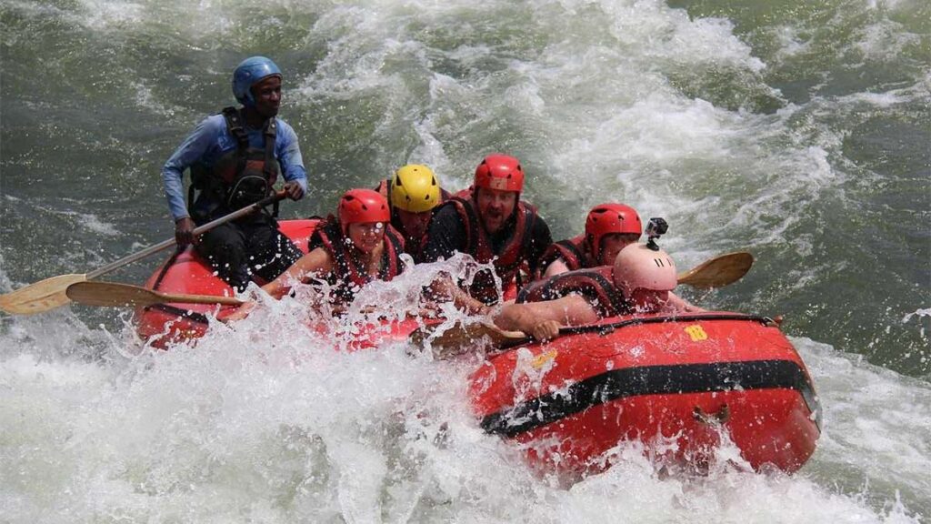 How to white water rafting in Queen Elizabeth National Park — How to Get There for weekenders