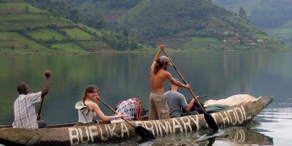 Seasonal Guide at Lake Bunyonyi: Top Restaurants for luxury travelers