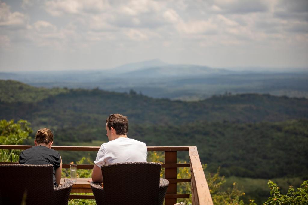 The One Week Plan: kayaking at Kibale National Park for honeymooners