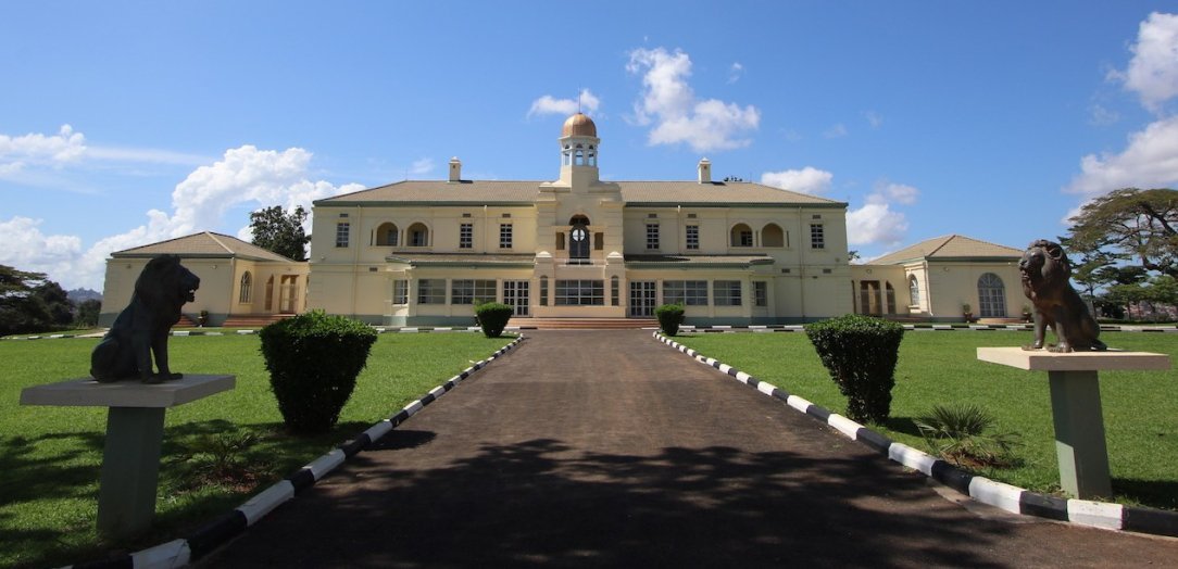 Kabaka's Palace: Where to Stay to day trip for photographers