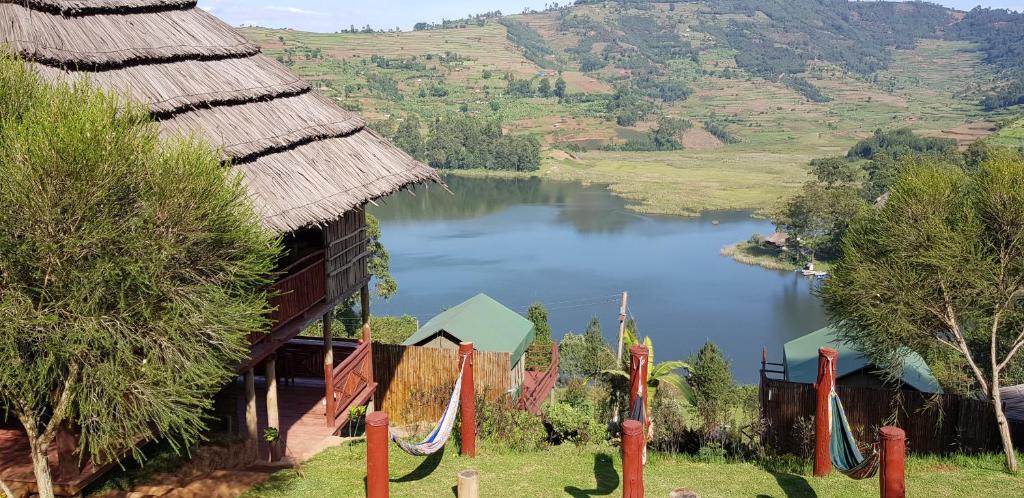 Hawk's Eye Lodge Bunyonyi