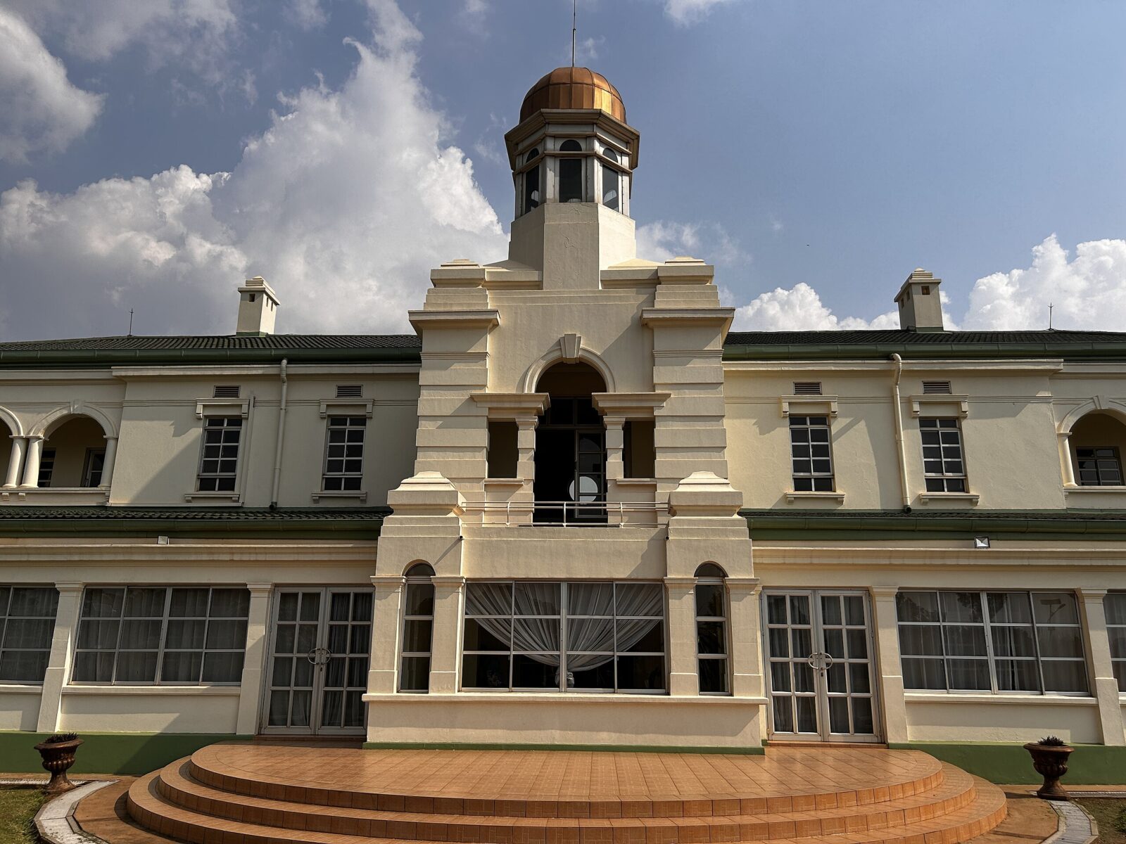 Kabaka's Palace Luxury Escape: Best Time to Visit for weekenders