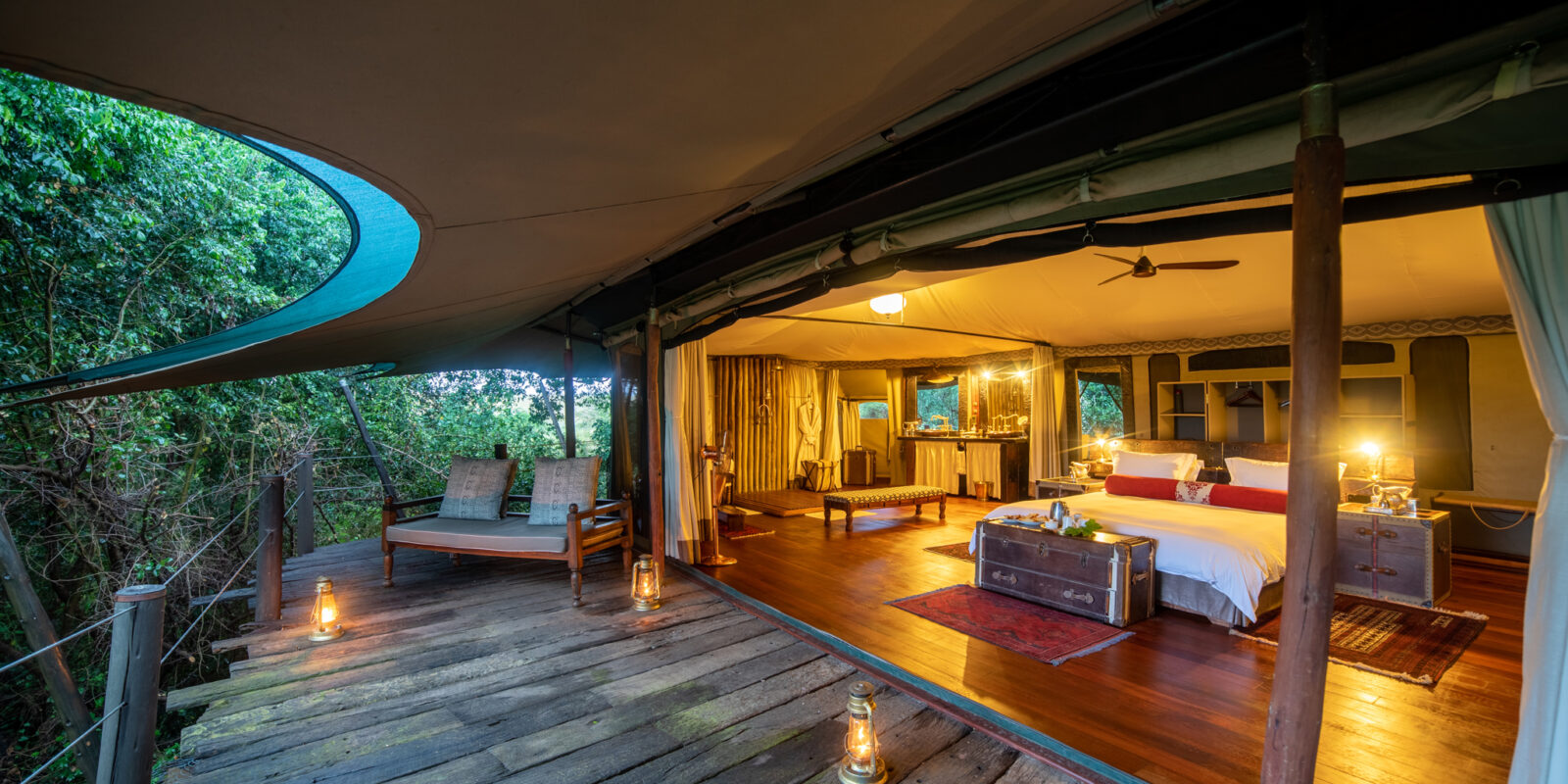 10 Best Luxury Kenya Safari Lodges & Camps