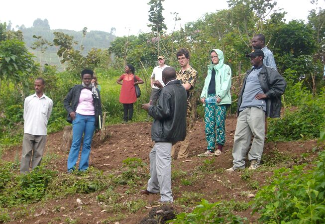 What’s the etiquette when visiting local communities in Uganda?
