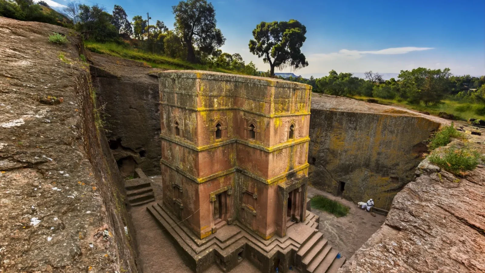 africa wildlife safaris the rock-hewn churches of Lalibela