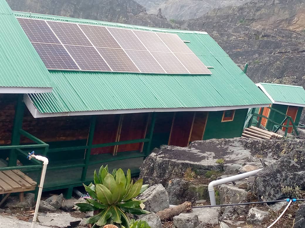 Rwenzori Mountains Full Climbing Itinerary (Central Circuit + Kilembe Trail)