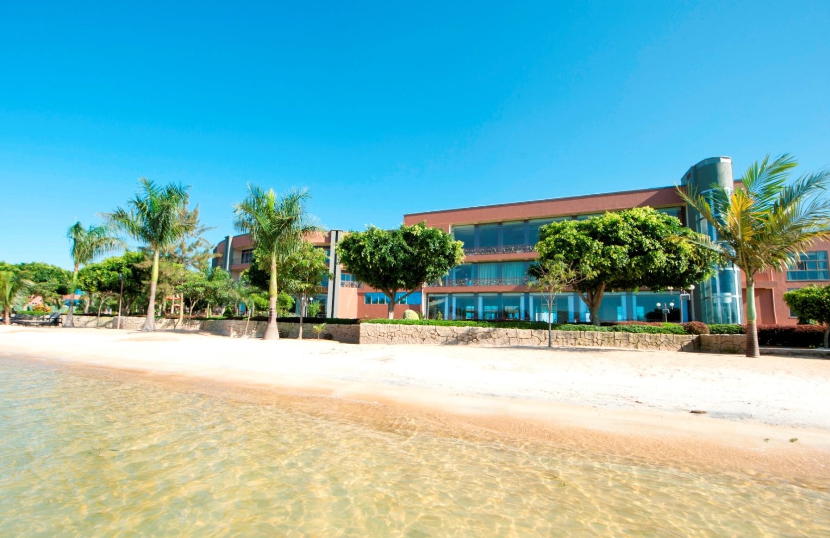 Rwenzori Mountains Hiking and Climbing Itinerary with Acclimatization Days