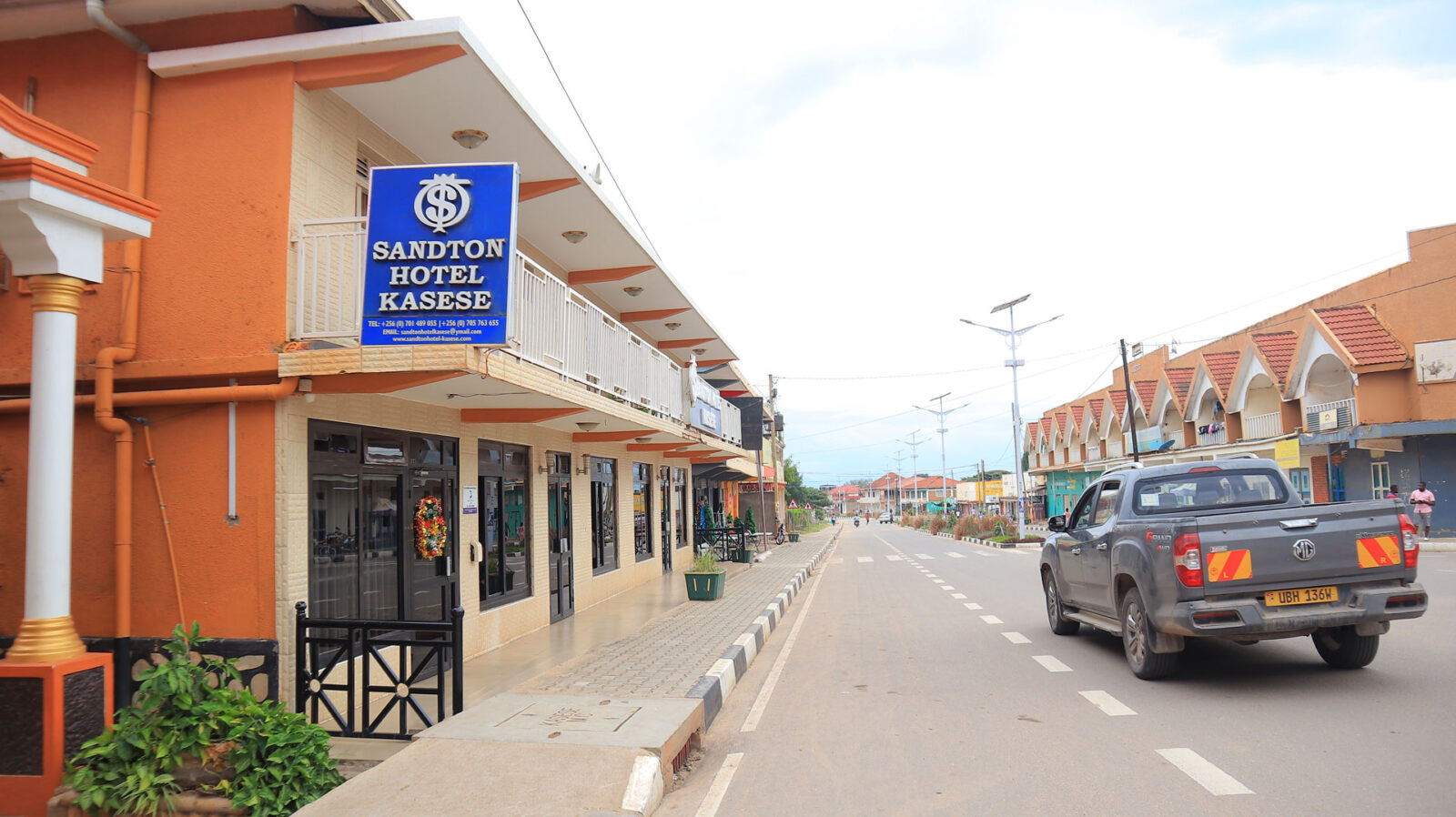 Rwenzori Mountains Kilembe Trail Climbing Itinerary (8–10 Days)